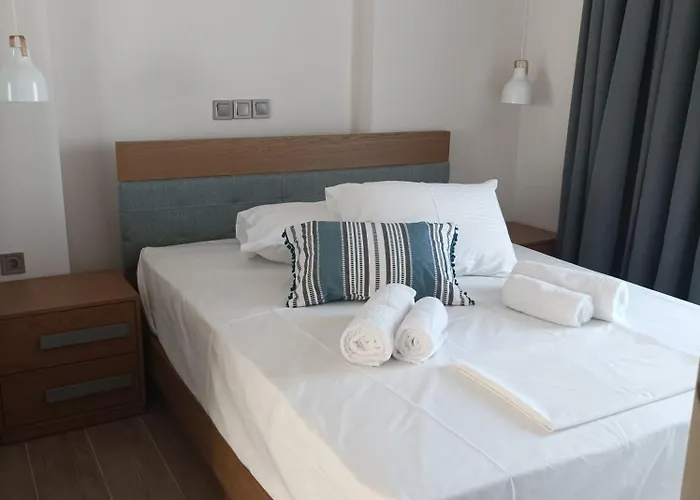 Mulberry * Nikiti (Sithonia)